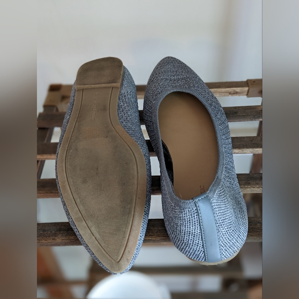 Banana Republic flats - Picture 4 of 4